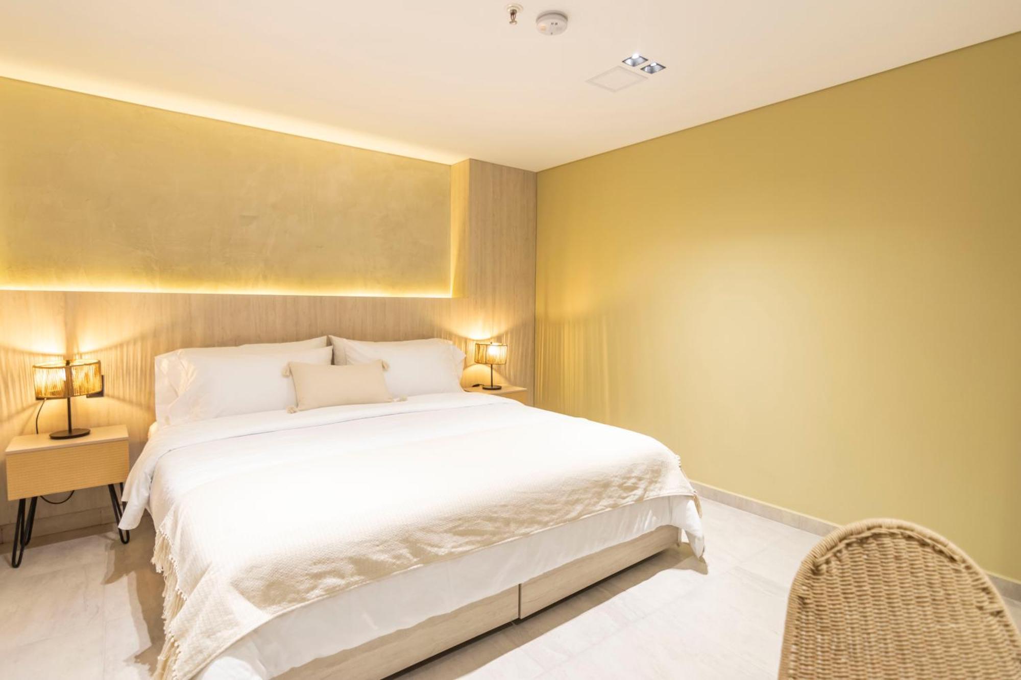 Sonata 44 Hotel Laureles Medellín Exteriör bild