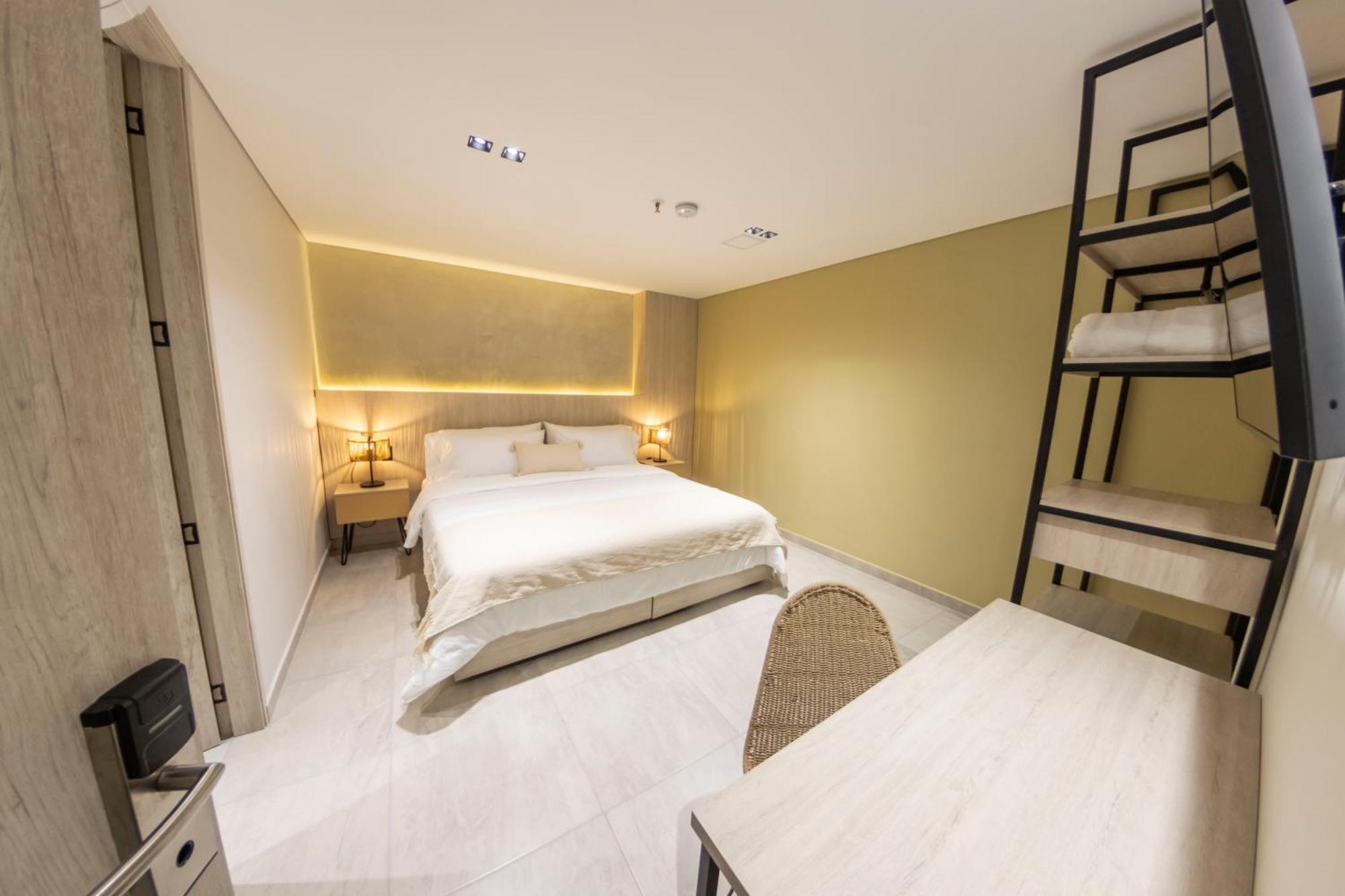 Sonata 44 Hotel Laureles Medellín Exteriör bild