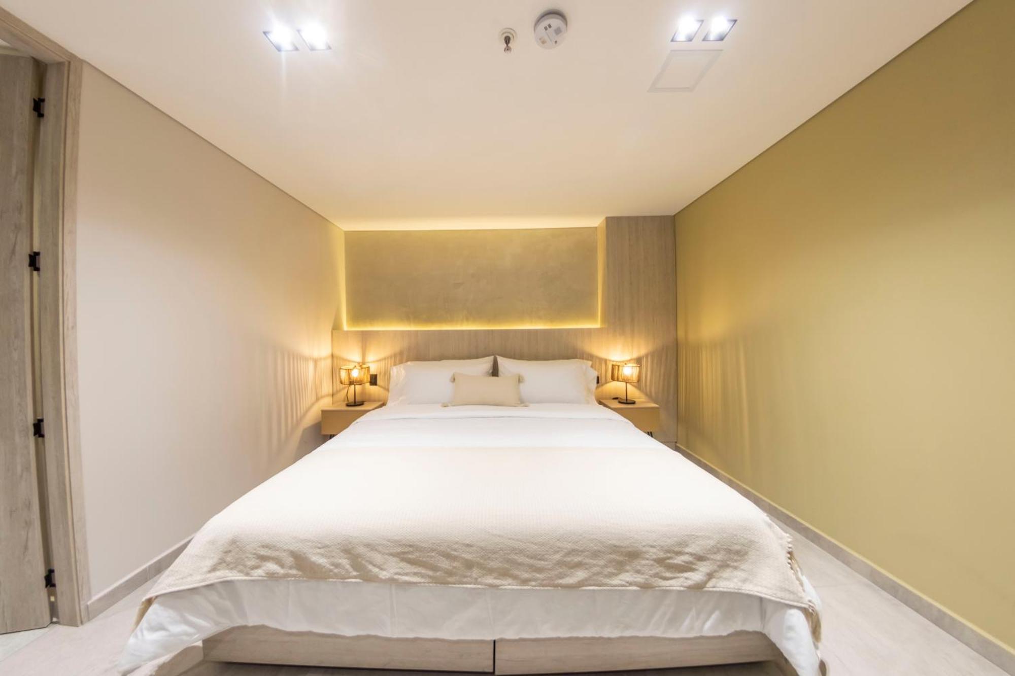 Sonata 44 Hotel Laureles Medellín Exteriör bild